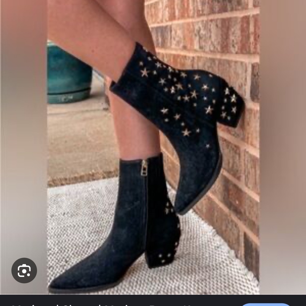 ⭐️ Kate Bosworth Matisse Black Gold Star Hardware Suede New in Box